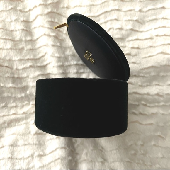 Gucci No. 3 Hunter Green Velvet Vintage Perfume/Cologne Box - Picture 12 of 16